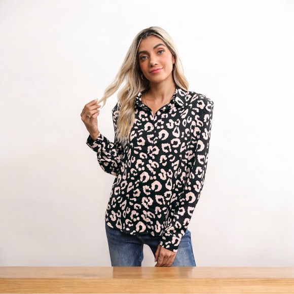 NWT Black Leopard Print Button Up Shirt - Picture 3 of 3